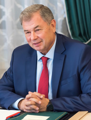 Анатолий Дмитриевич Артамонов Анатолий Дмитриевич Артамонов.